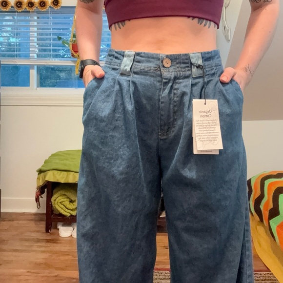 Komodo Wide-leg Chambray pants - Picture 2 of 6